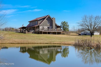 7513 Mary Lay Ln, Strawberry Plains, TN 37871
