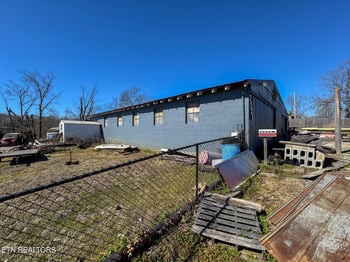7513 Mary Lay Ln, Strawberry Plains, TN 37871