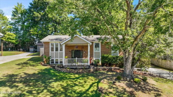 7519 S Whispering Oak Cir, Powell, TN 37849