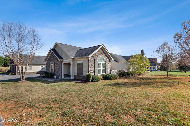 752 Pryse Farm Blvd, Farragut, TN 37934