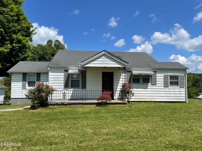 7522 Clapps Chapel Rd, Corryton, TN 37721