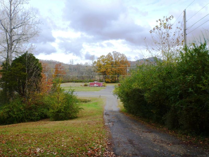 7522 E Lamar Alexander Pkwy, Townsend, TN 37882