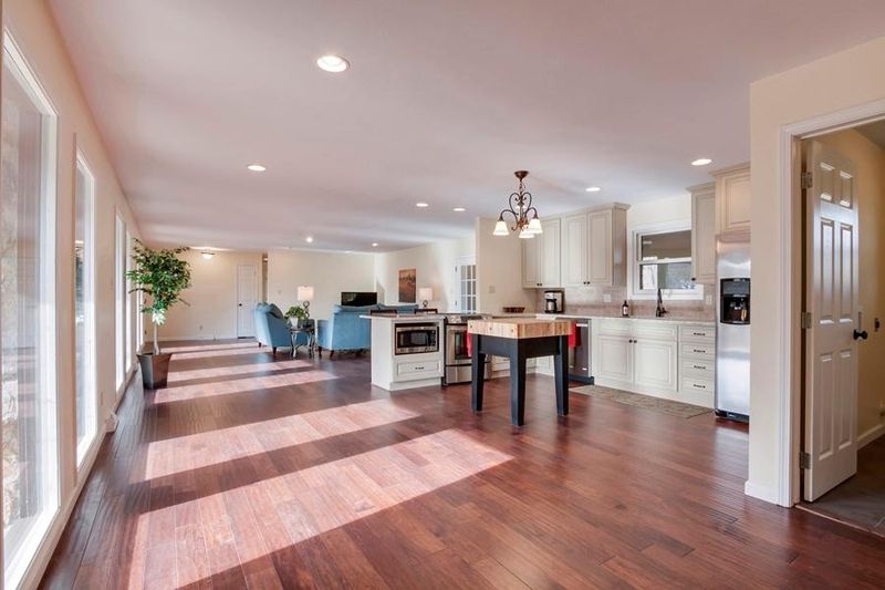 7524 Cathy Rd, Knoxville, TN 37938