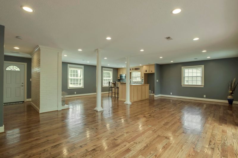7525 Twining Dr, Knoxville, TN 37919