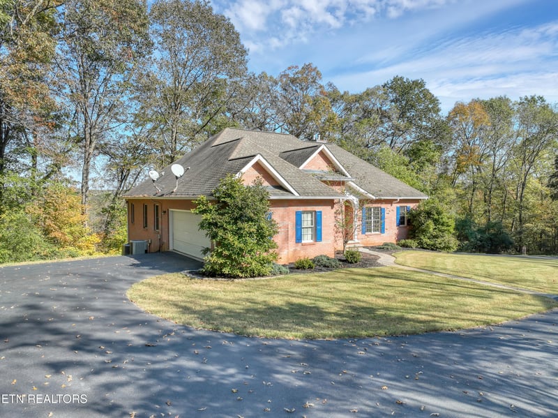7526 Hodges Ferry Rd, Knoxville, TN 37920
