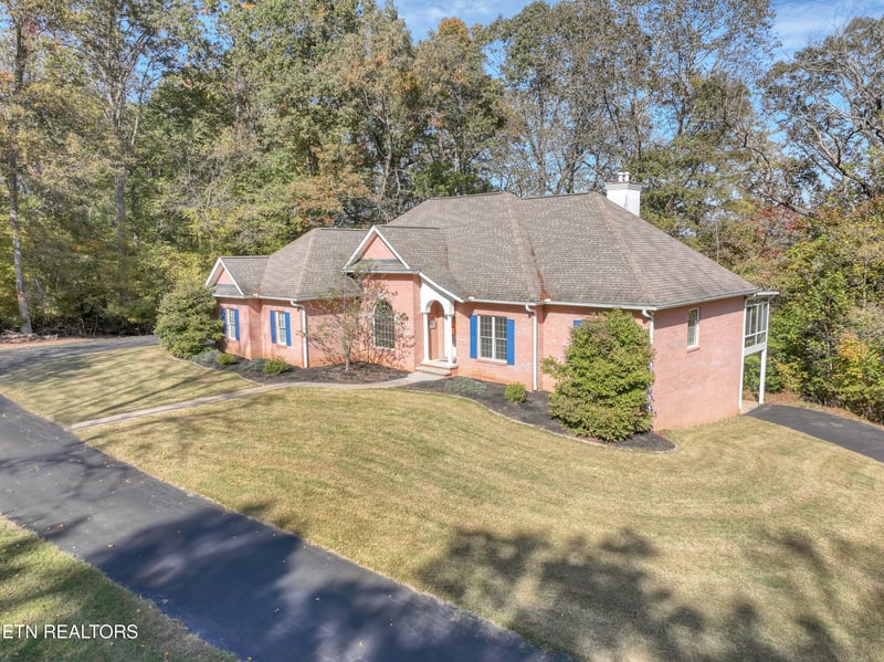 7526 Hodges Ferry Rd, Knoxville, TN 37920