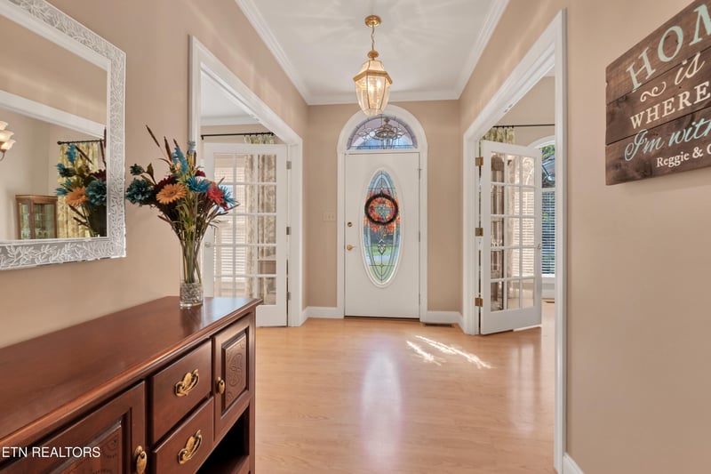 7526 Hodges Ferry Rd, Knoxville, TN 37920