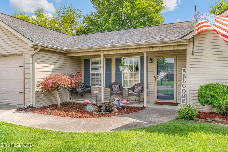 7527 Wheatmeadow Rd, Corryton, TN 37721