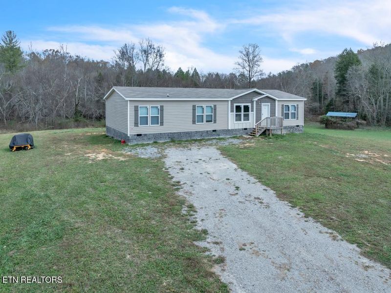 753 Nydeck Rd, Robbins, TN 37852