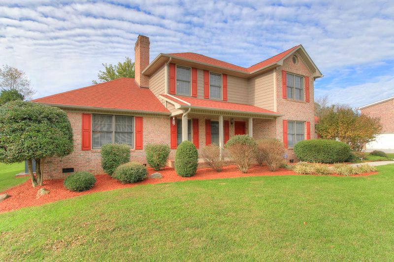 7535 Larue Ln, Knoxville, TN 37938