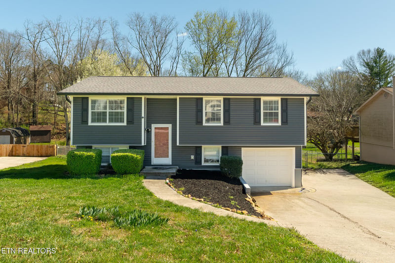 7536 Inverrary Cir, Knoxville, TN 37918