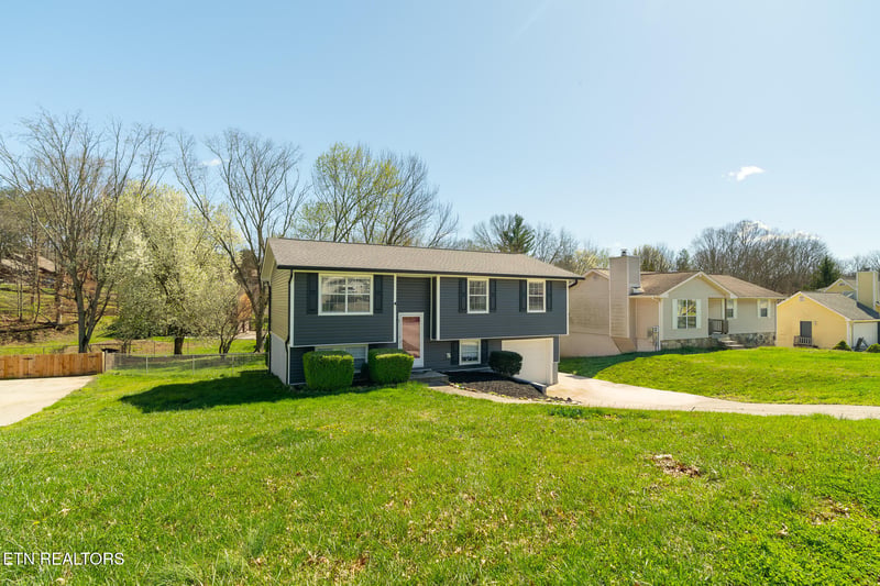 7536 Inverrary Cir, Knoxville, TN 37918