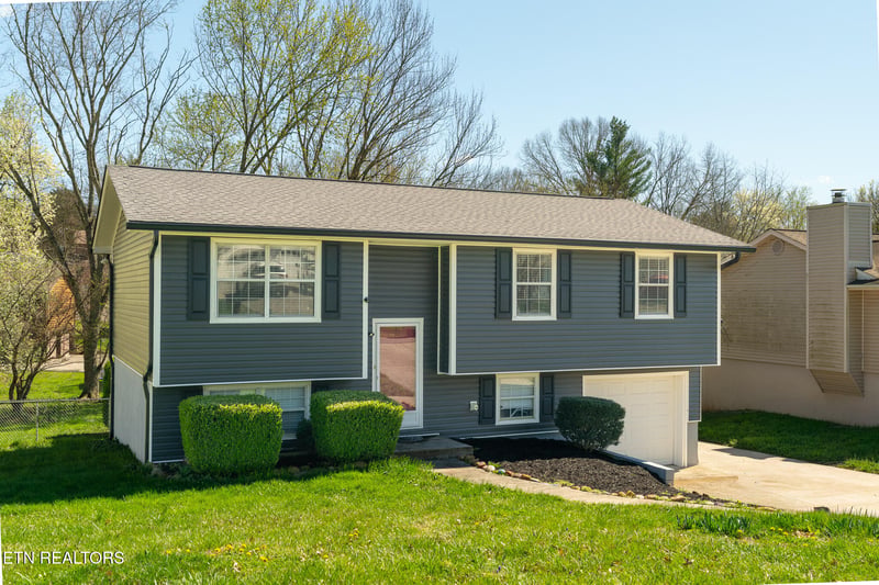 7536 Inverrary Cir, Knoxville, TN 37918