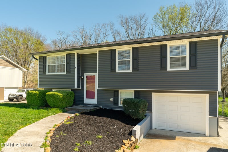 7536 Inverrary Cir, Knoxville, TN 37918