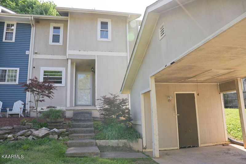 7540 Chatham Cir, Knoxville, TN 37909
