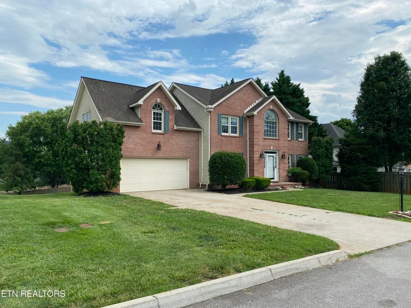 7540 Copper Lantern Dr, Knoxville, TN 37931