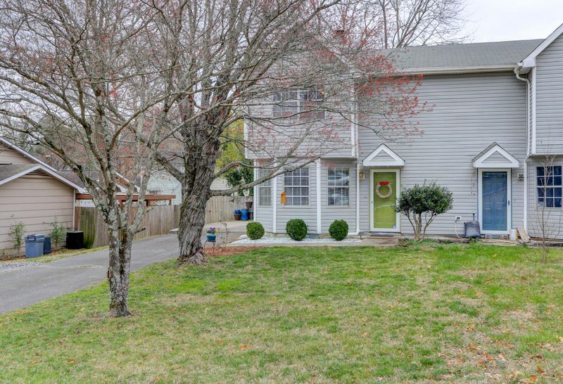 7551 Chatham Cir, Knoxville, TN 37909