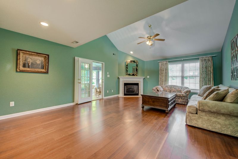 7559 Saint Baron Way, Powell, TN 37849
