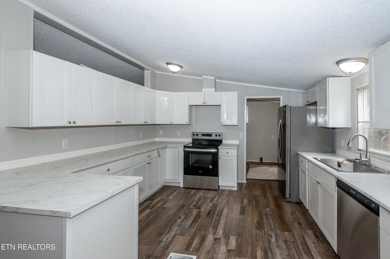 756 Marble Hill Rd, Friendsville, TN 37737