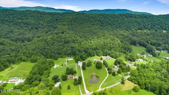 756 Old Lake City Hwy, Rocky Top, TN 37769