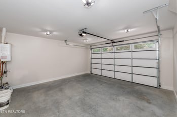 7560 Christin Lee Cir, Knoxville, TN 37931