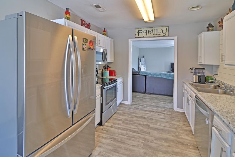 757 Casey Ln, Maryville, TN 37801