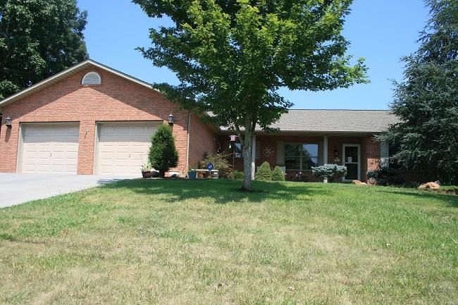 759 Northview Dr, Kodak, TN 37764