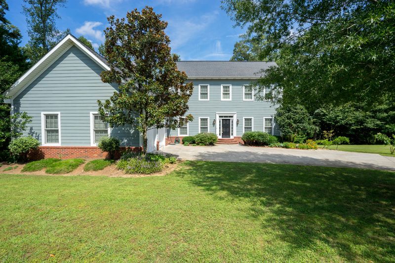 76 Hickory Tr, Norris, TN 37828