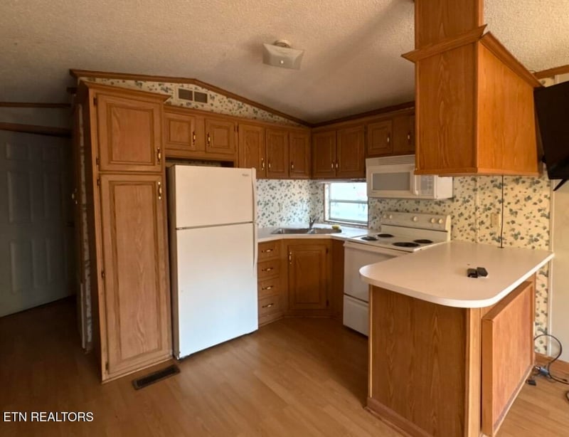 760 Big Valley Blvd, Townsend, TN 37882