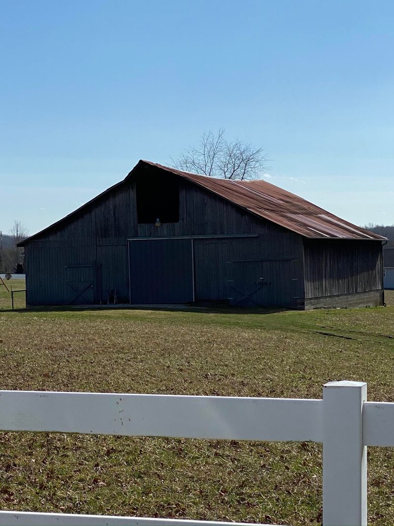 760 Martin Rd, Crossville, TN 38555