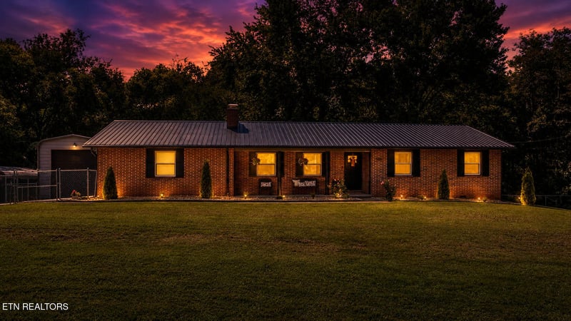 7600 Thorn Grove Pike, Knoxville, TN 37914