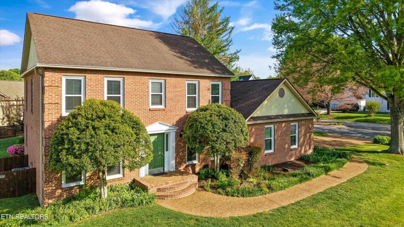 7601 Holcombridge Blvd, Powell, TN 37849