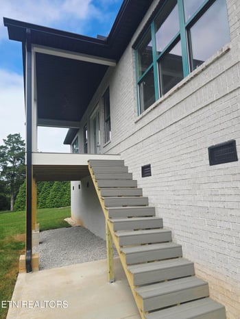 761 Maclaren Way, Lenoir City, TN 37772