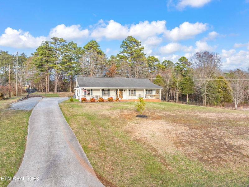 7610 Thompson School Rd, Corryton, TN 37721