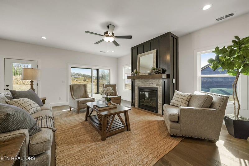 7612 Drake Ln, Knoxville, TN 37924