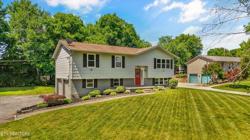 7613 Fall Wind Ct, Powell, TN 37849