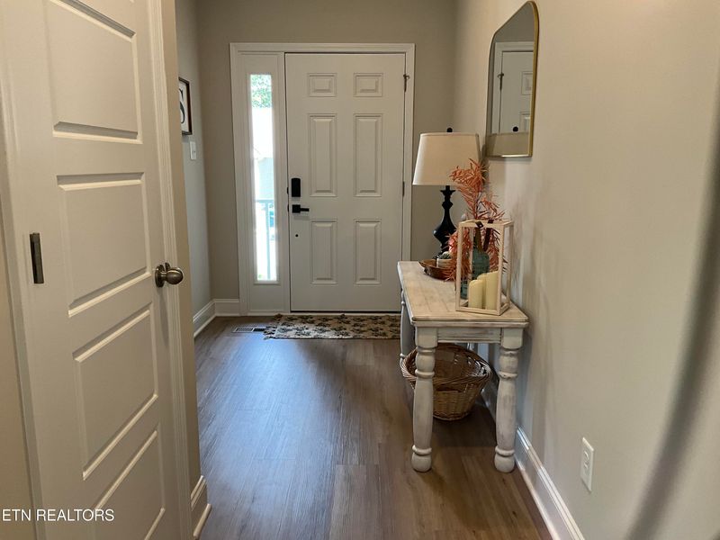 7613 Honey Oaks Rd, Corryton, TN 37721