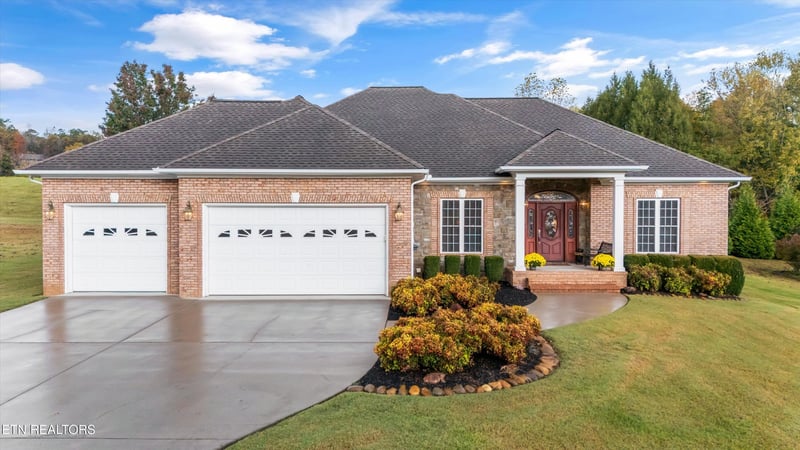 7613 Powderhorn Tr, Townsend, TN 37882