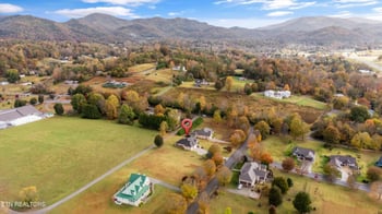 7613 Powderhorn Tr, Townsend, TN 37882