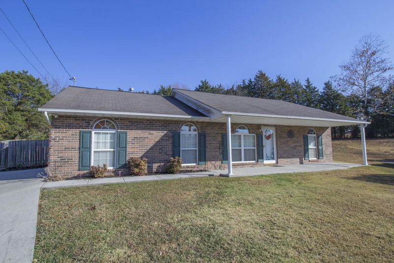 7616 Jessica Ln, Corryton, TN 37721