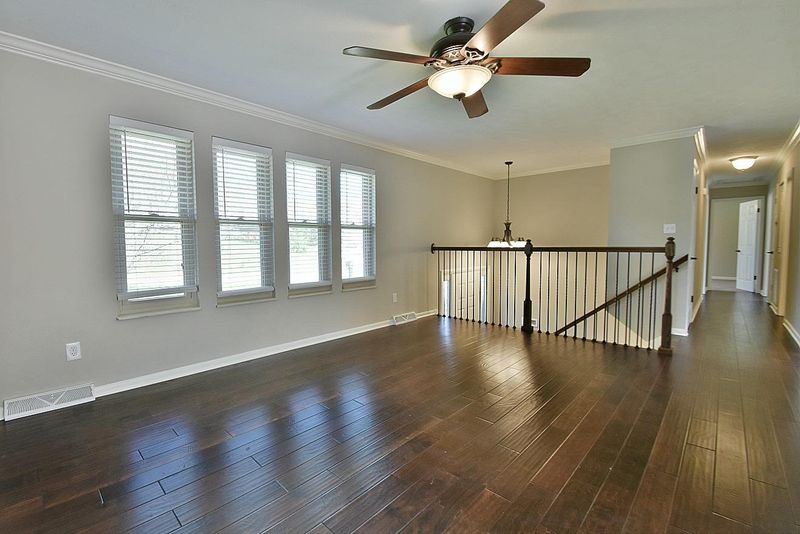 7617 Cedarcrest Rd, Knoxville, TN 37938