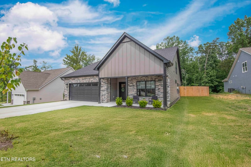 7619 Drake Ln, Knoxville, TN 37924