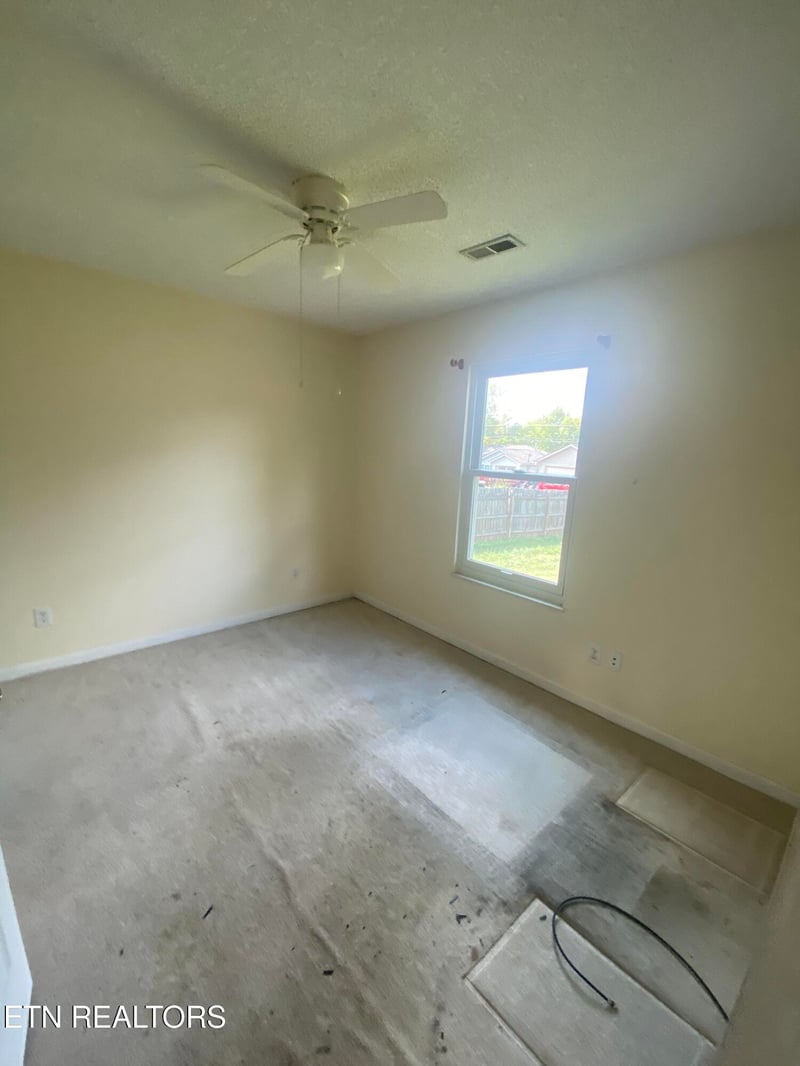 7619 Trey Oaks Ln #2, Knoxville, TN 37918