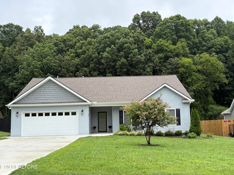 762 Hillvale Rd, Andersonville, TN 37705