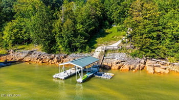 762 Hiwassee Dr, Jacksboro, TN 37757
