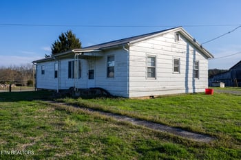 762 N Old Tellico Hwy, Madisonville, TN 37354