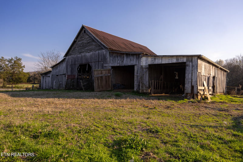 762 N Old Tellico Hwy, Madisonville, TN 37354
