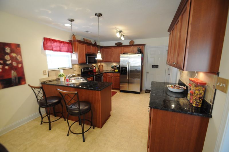 7621 Preston View Dr, Corryton, TN 37721