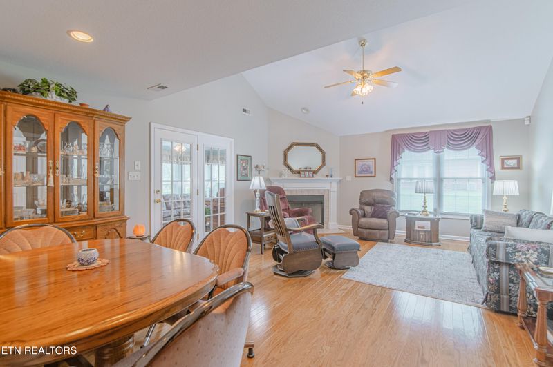 7622 St Baron Way, Powell, TN 37849