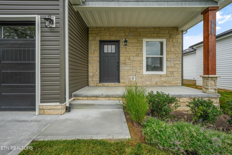 7622 Sycamore Breeze Rd, Knoxville, TN 37920